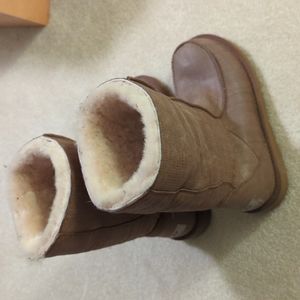UGG Limited Edition Brown Downtown Leather (Sz 6) EUC